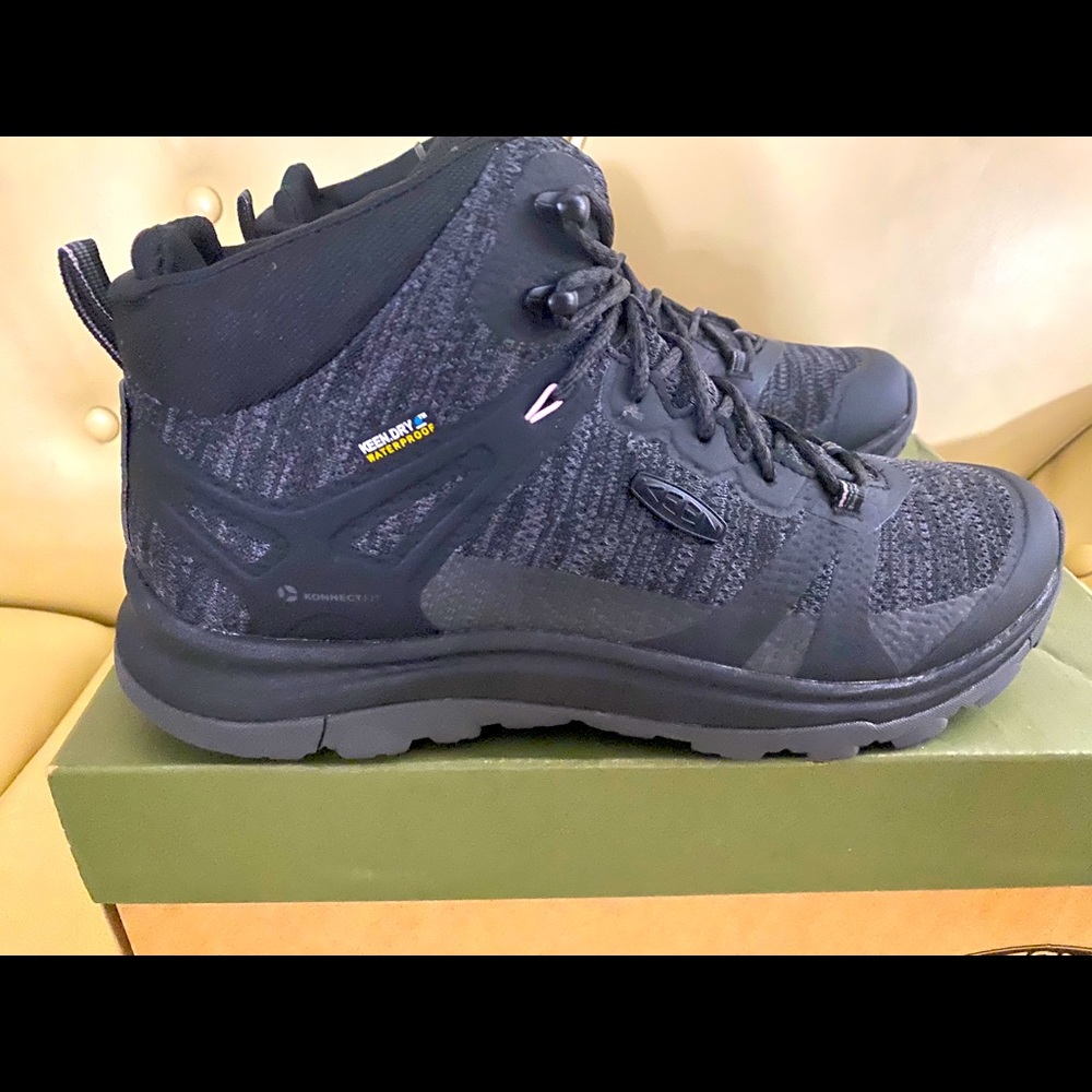 COPY - KEEN Terradora II Waterproof Mid Hiking Bo…